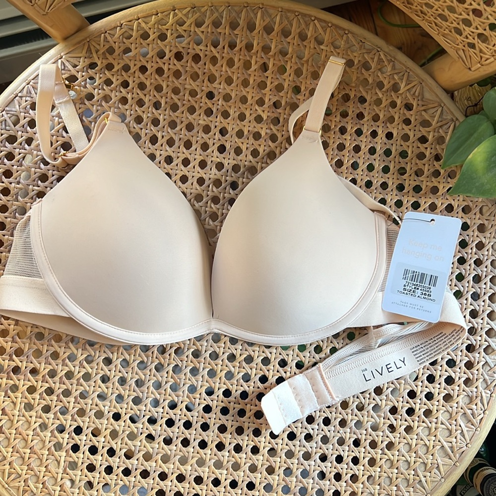 NWT Lively The Deep V No-Wire Push-up Bra, 45583 - Picture 5 of 6